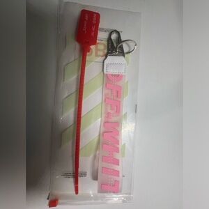 Off-white Lanyard Keychain with industrial clasp (Pink)